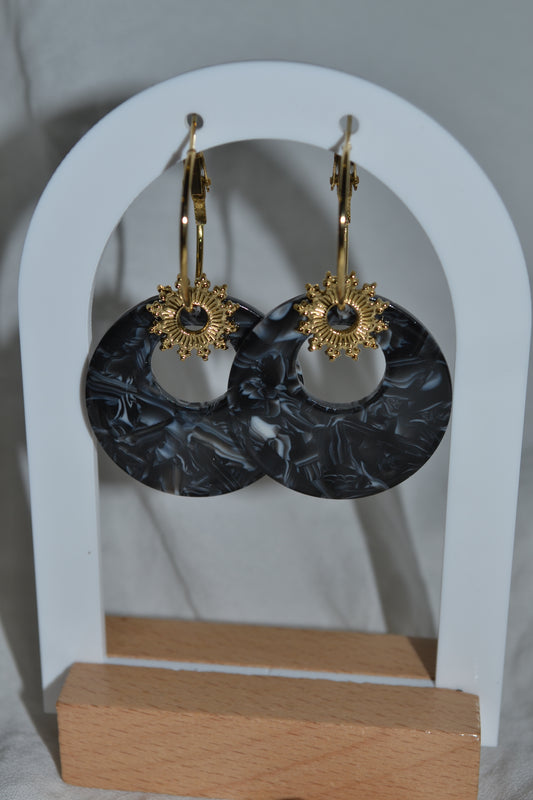 Boucles d'oreilles Dorées Soleil Pendantes Acrylique