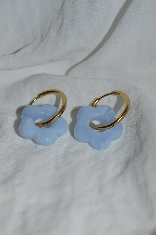 Boucles d'Oreilles Créoles Fleur Résine