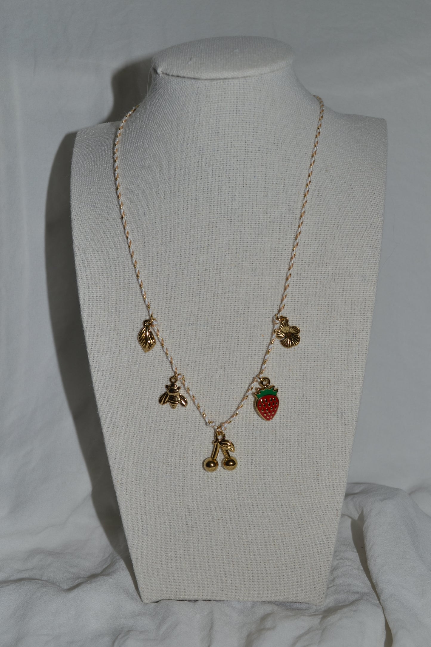 Collier Breloque Cerise
